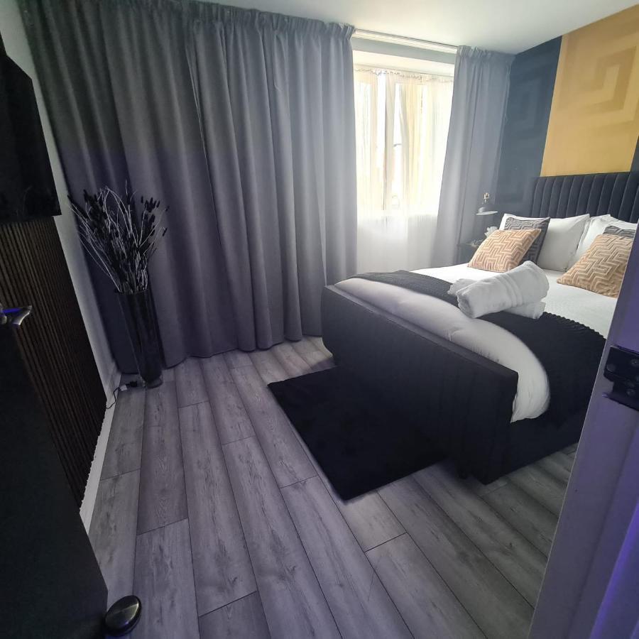 Апартаменти Luxury 9Ine Penthouse With Garden & Jacuzzi Бірмінгем Екстер'єр фото