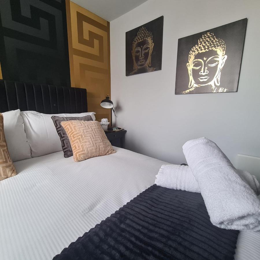 Апартаменти Luxury 9Ine Penthouse With Garden & Jacuzzi Бірмінгем Екстер'єр фото