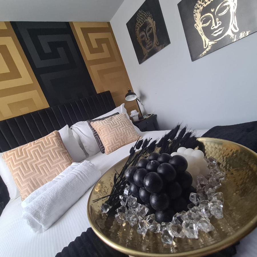 Апартаменти Luxury 9Ine Penthouse With Garden & Jacuzzi Бірмінгем Екстер'єр фото